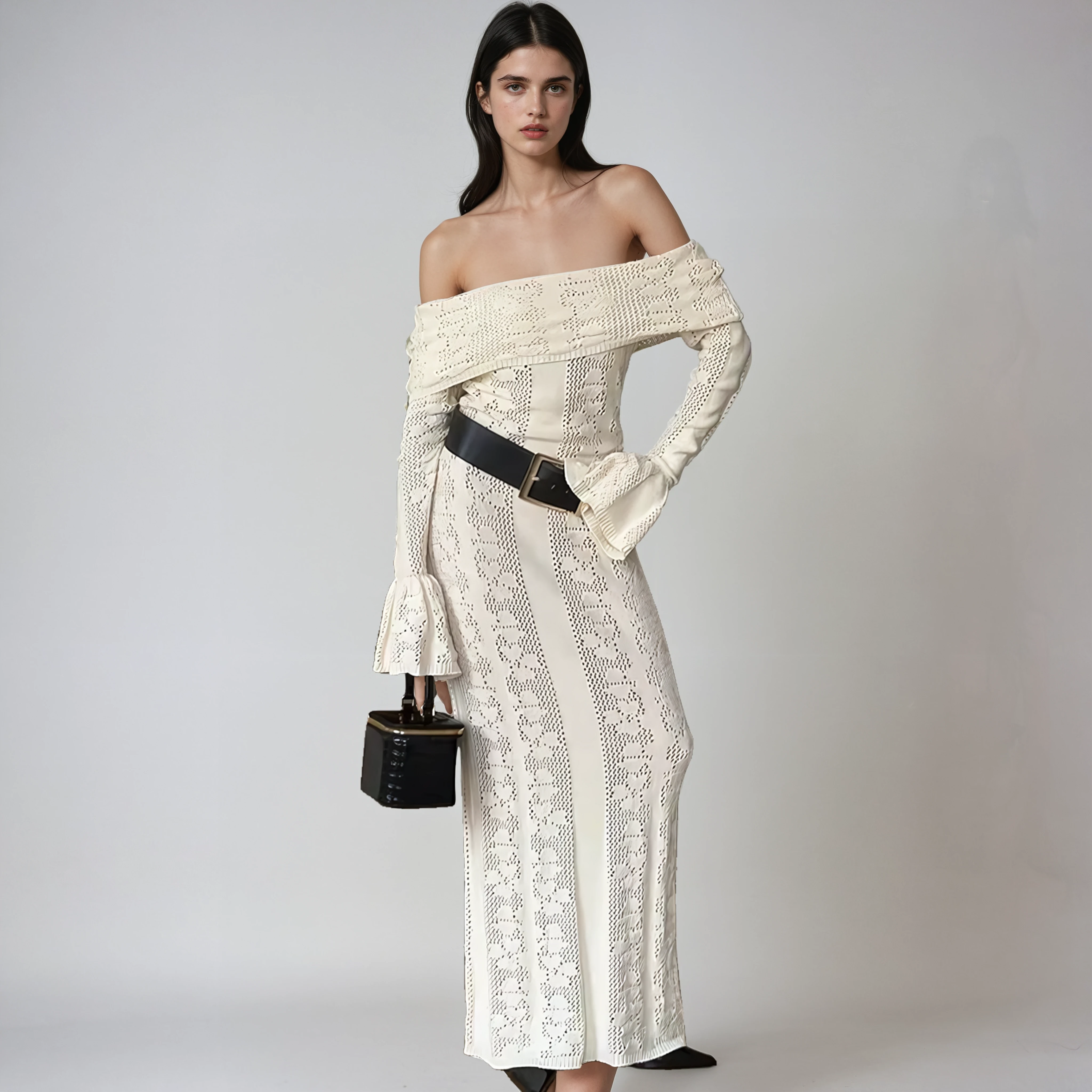 שמלת סטרפלס תחרה