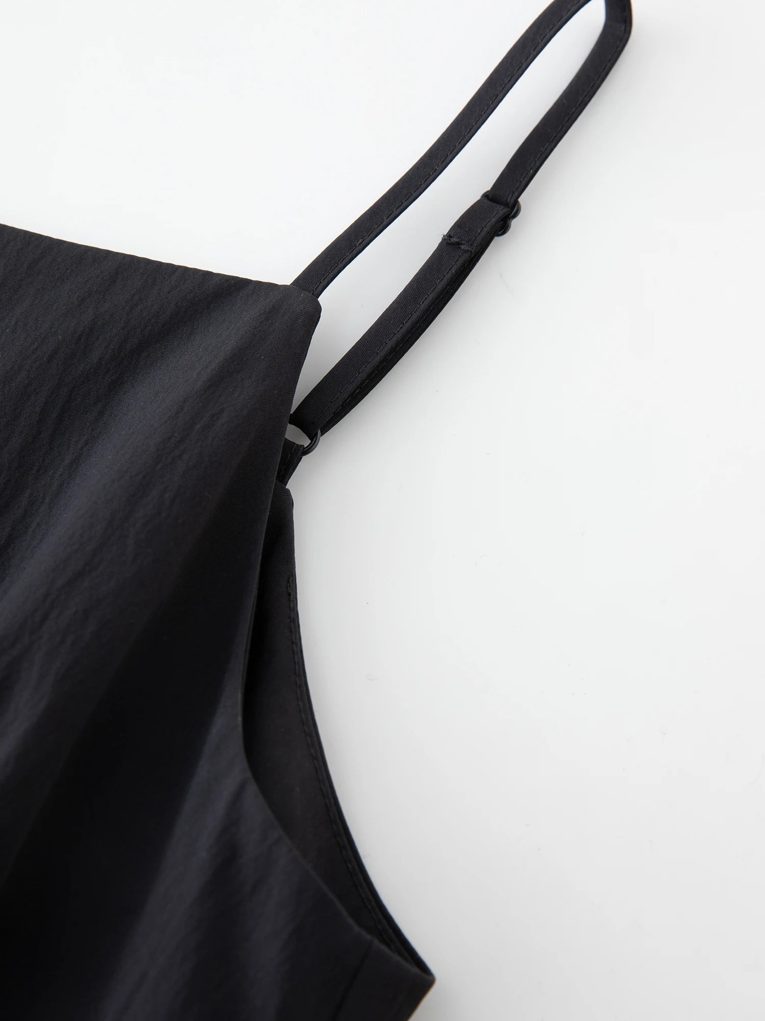 שמלה קיצית מבד נושם