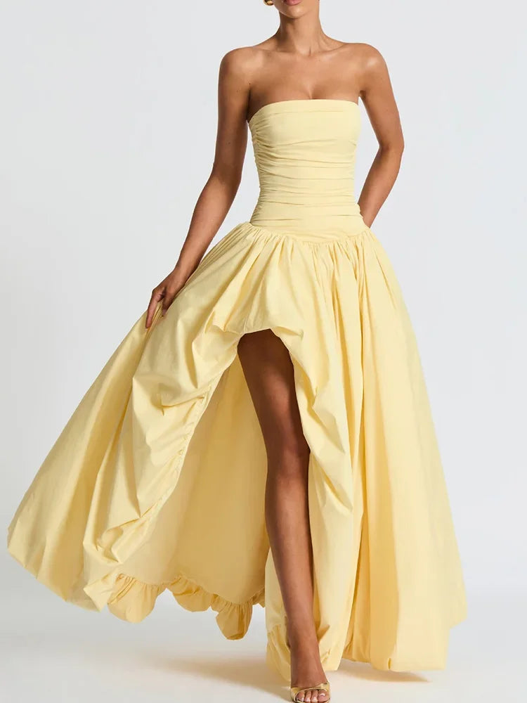 שמלת סטרפלס יוקרתית בשילוב קפלים