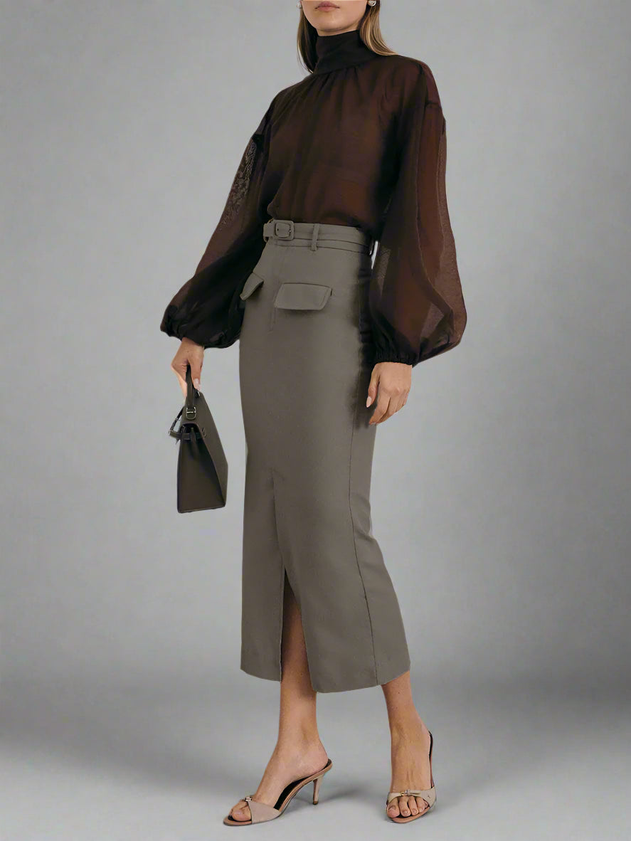 חצאית מחויטת אלגנטית