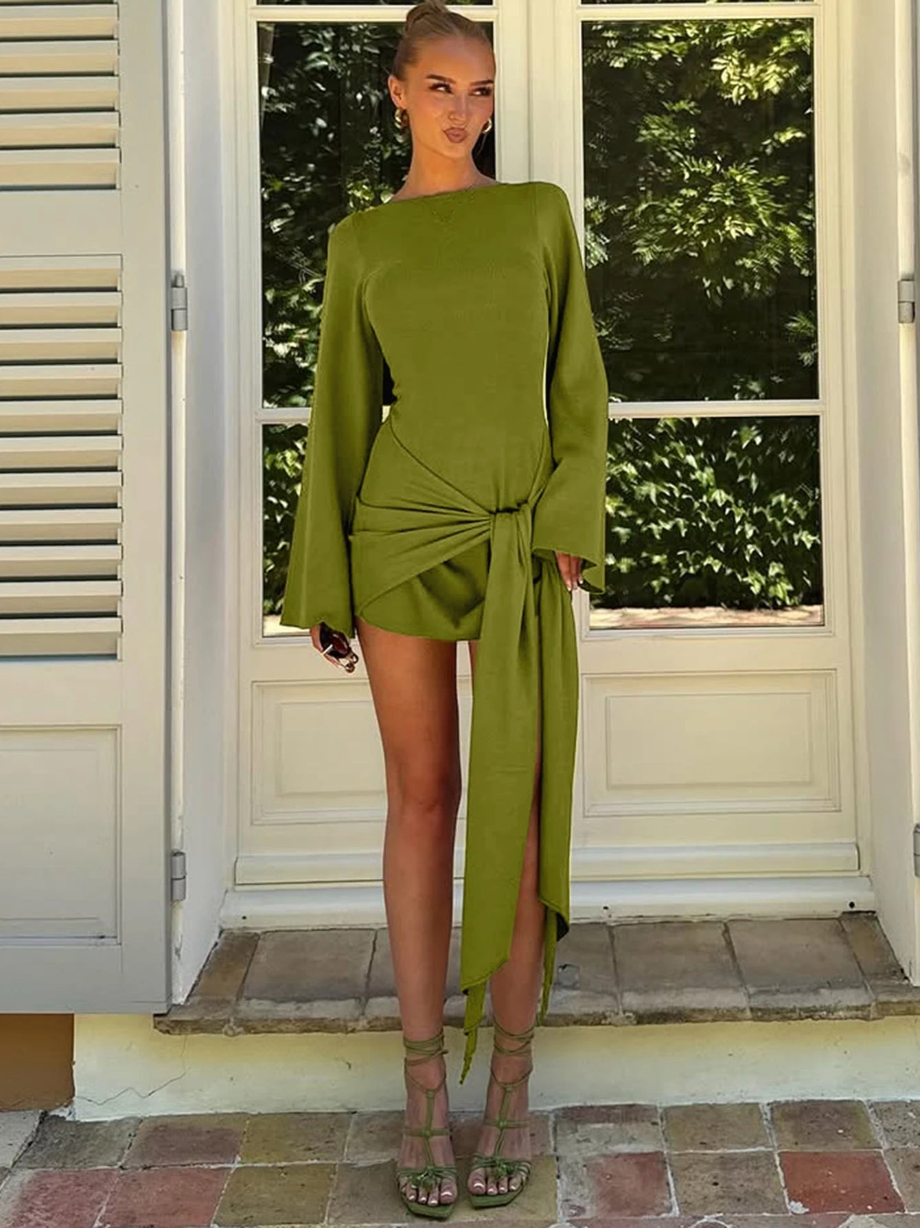 שמלת מיני בשילוב קשירה - אליזבת