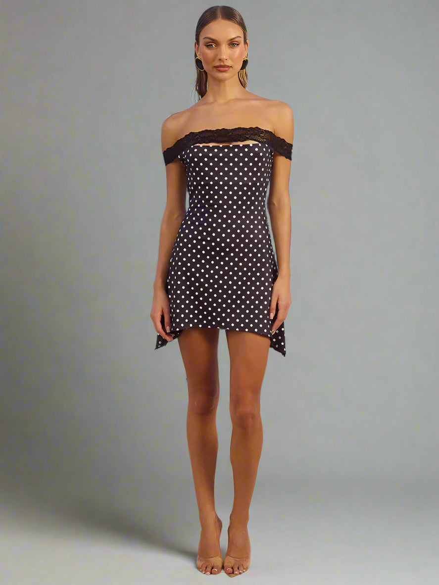 שמלת מיני סטרפלס