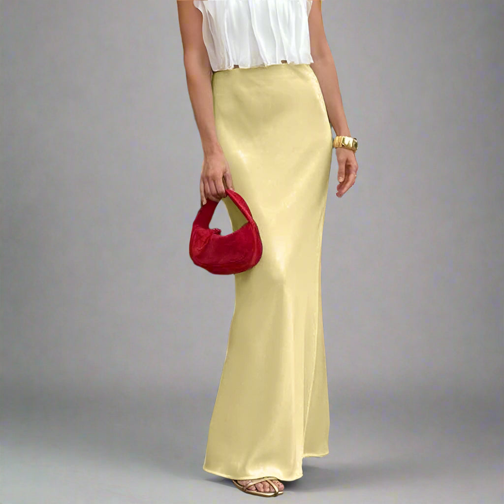 חצאית מקסי סאטן צהוב חמאה