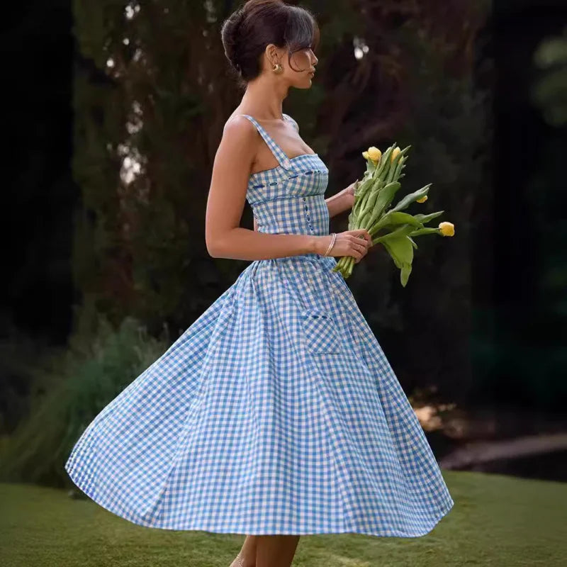 שמלת פעמון אלגנטית