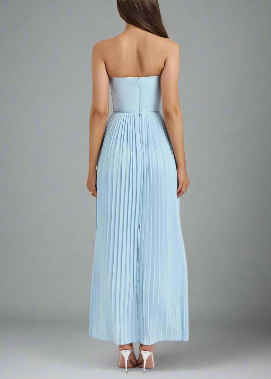 שמלת קרפ סטרפלס יוקרתית