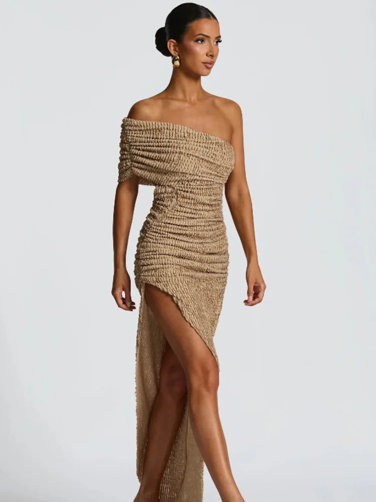 שמלת מקסי חיתוכים וכתף אחת