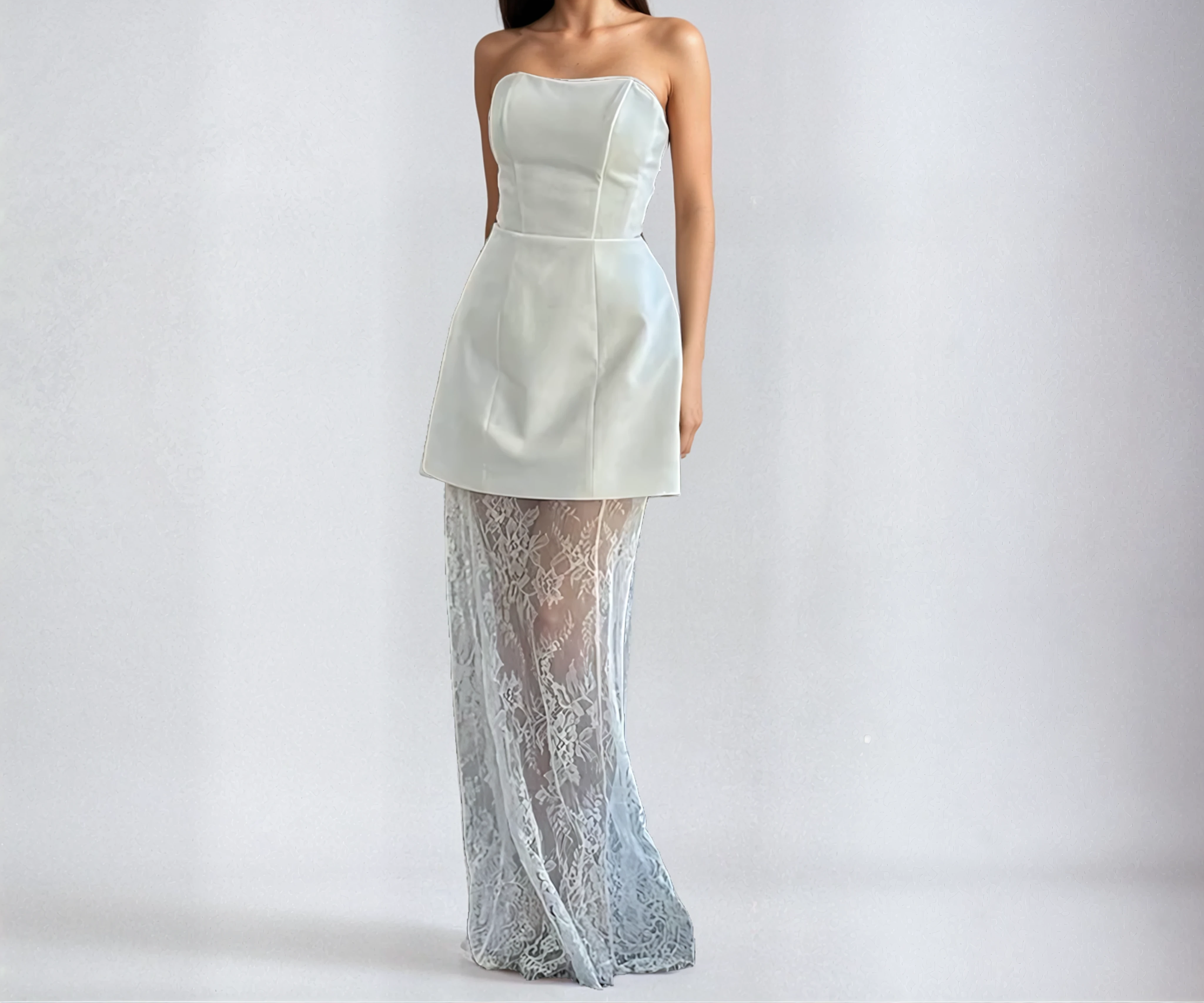 שמלת סטרפלס כפולה בשילוב תחרה