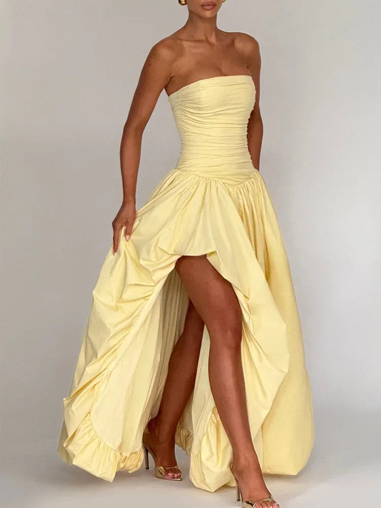 שמלת סטרפלס יוקרתית בשילוב קפלים