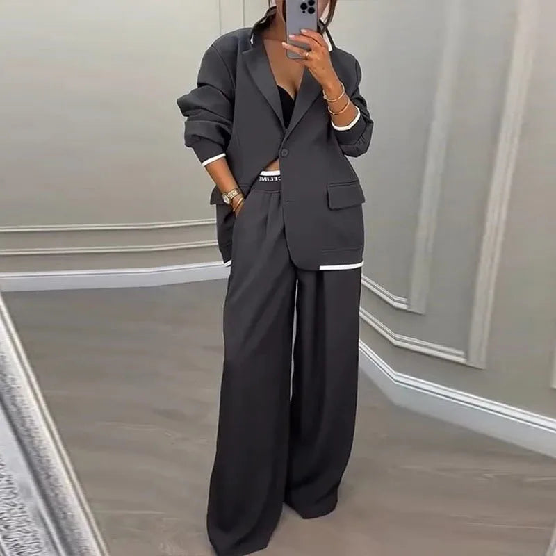 חליפת קז׳ואל אלגנט- לוּארה