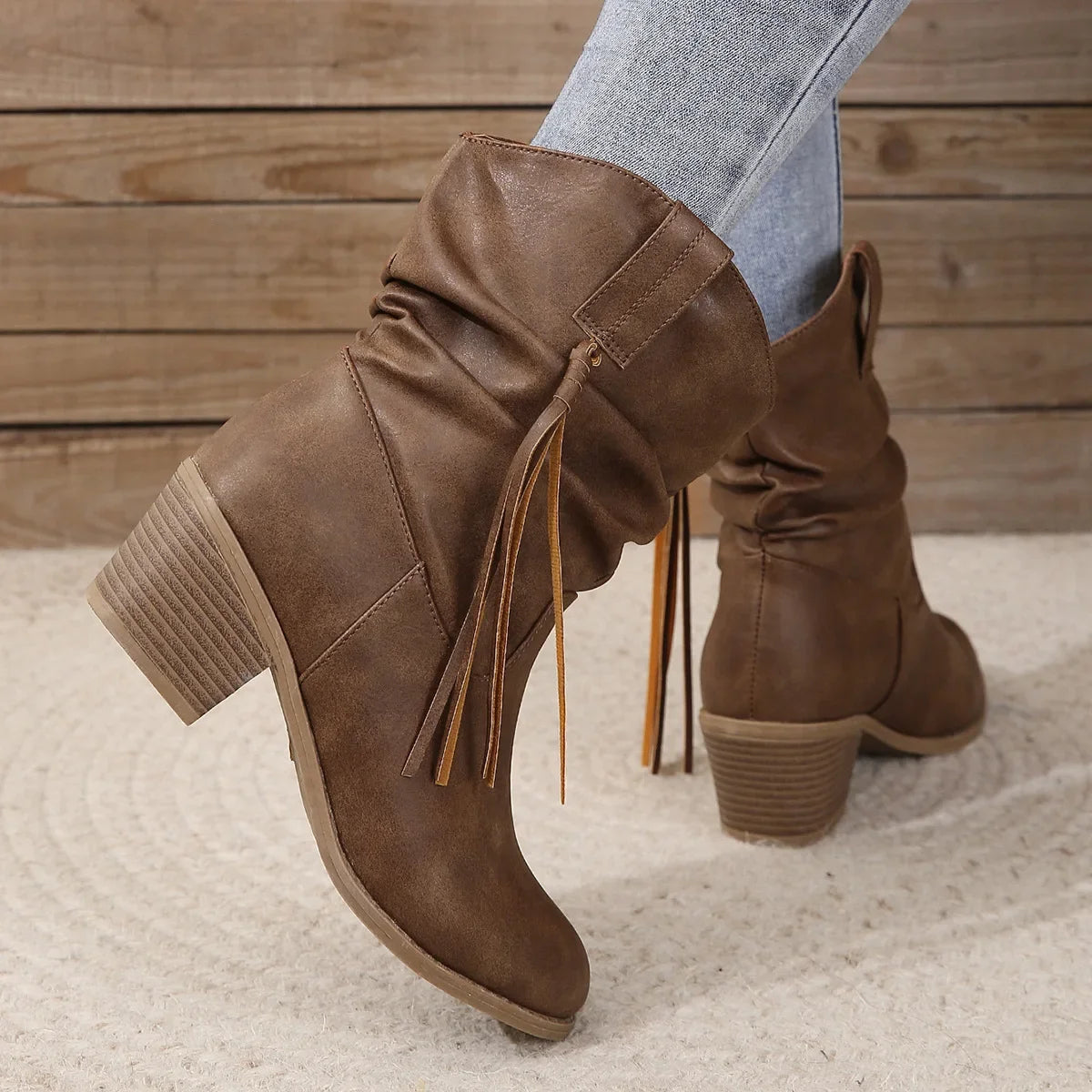 מגפי בוקרים קצרות- קלואי