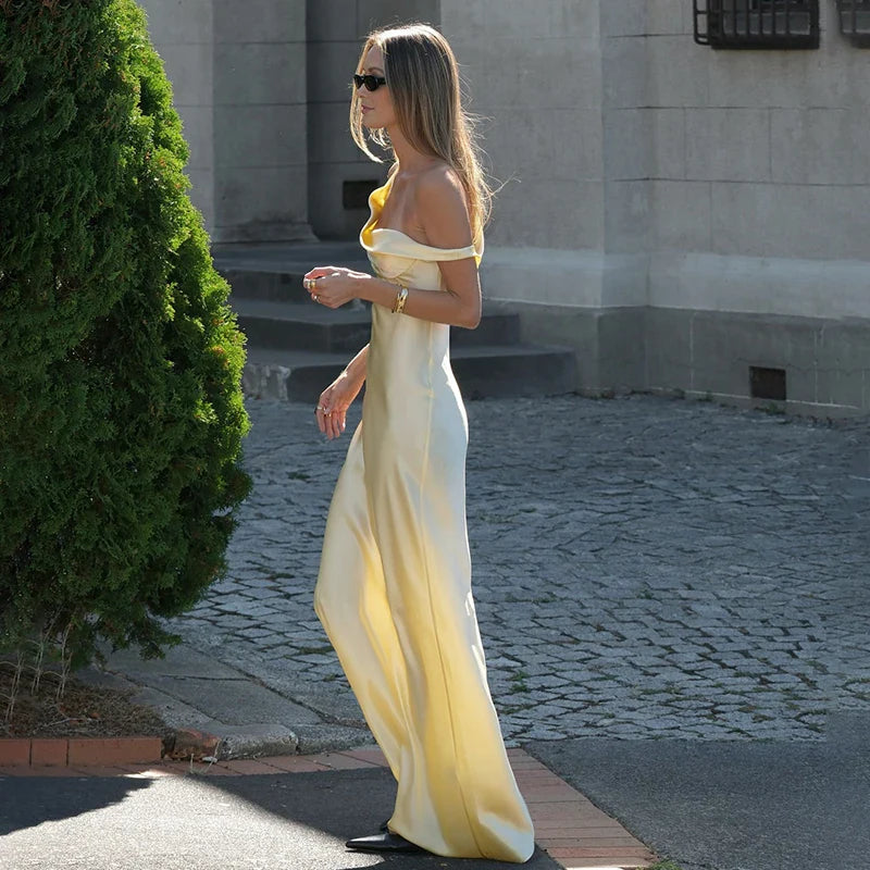 שמלת מקסי סאטן עם כתף אחת