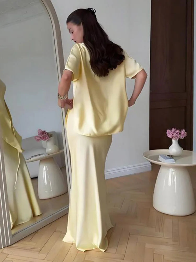 חליפה אלנגטית מסאטן