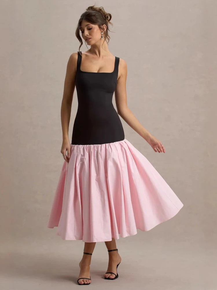 שמלת פעמון קפלים מחטבת