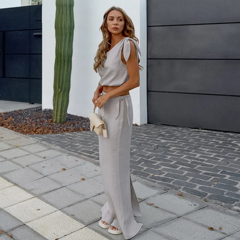 חליפת חצאית קזו׳אל נעימה