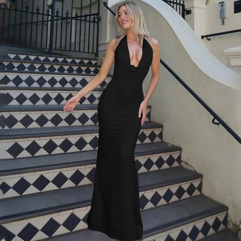 שמלת מקסי עם מחשוף נשפך