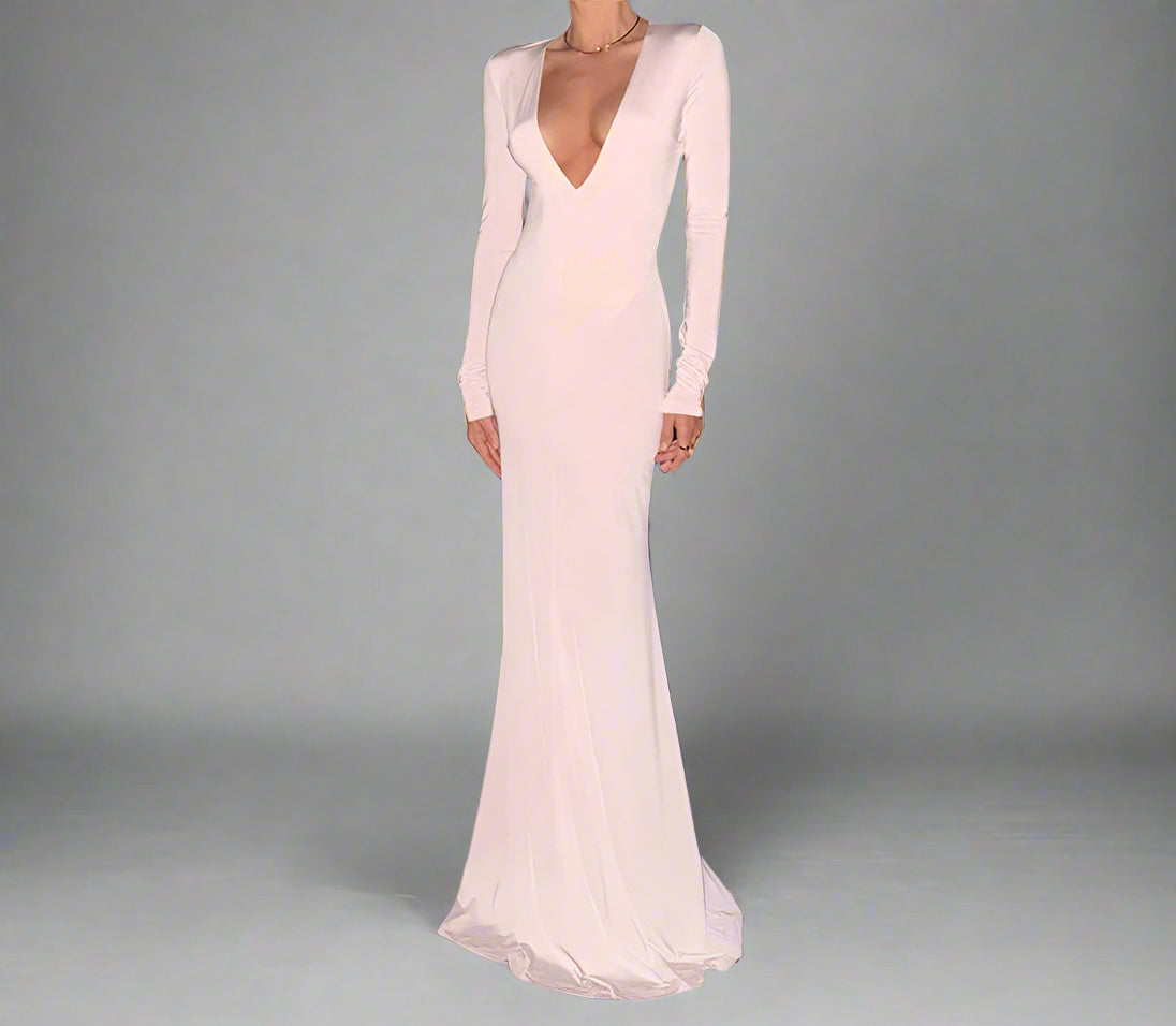 שמלת מקסי נשפכת עם מחשוף וי עמוק