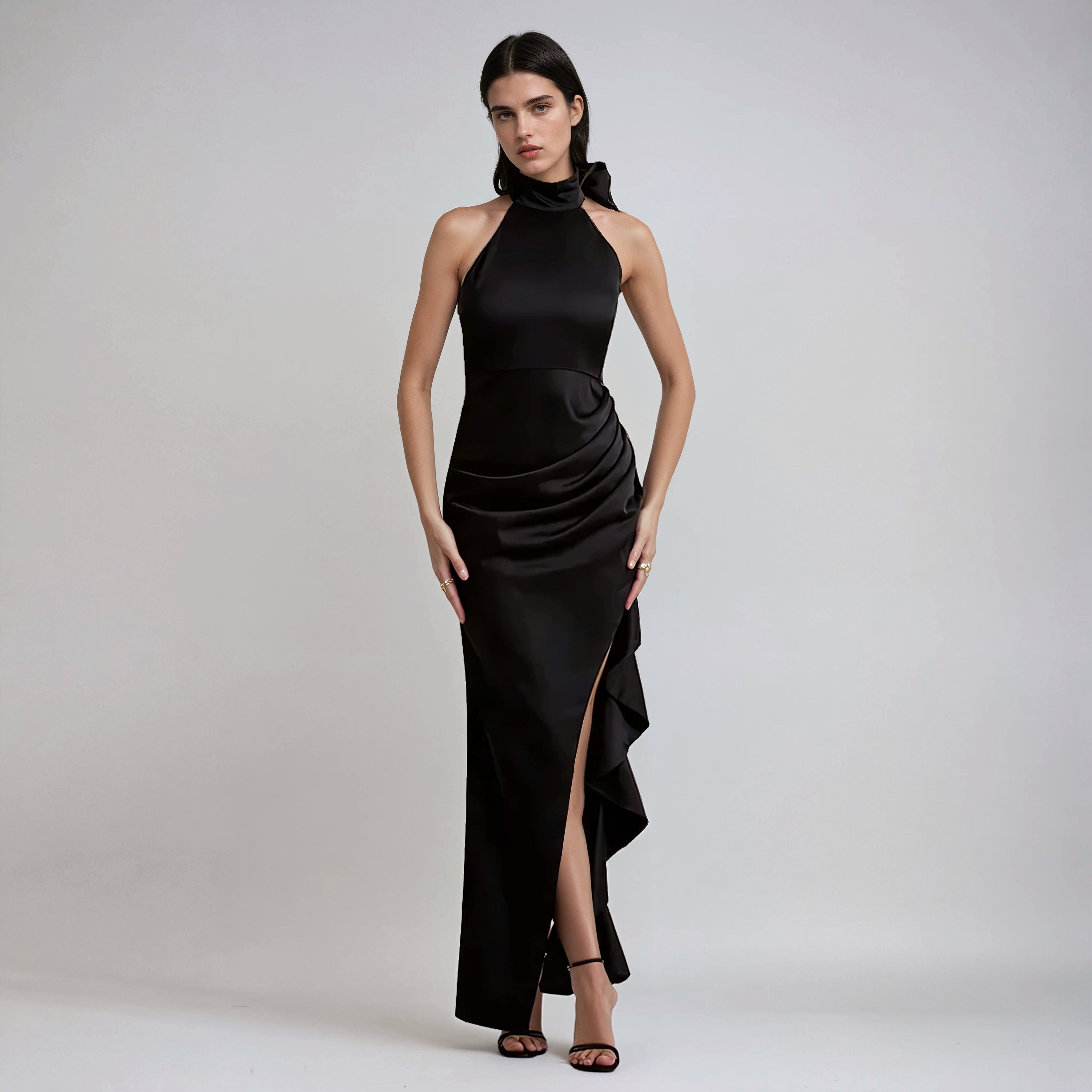 שמלת ערב קולר בשילוב שסע